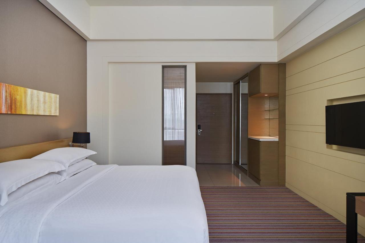 Four Points By Sheraton Puchong Kültér fotó