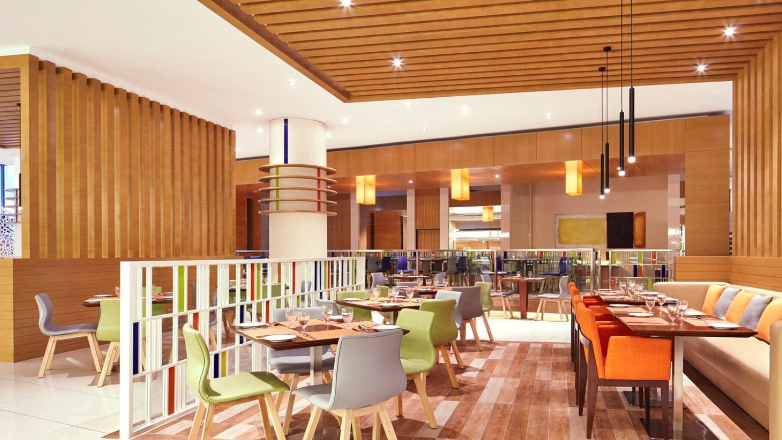Four Points By Sheraton Puchong Kültér fotó